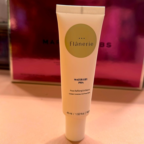SEALED flanerie Pore Refining Exfoliator 1.52oz/45mL - Picture 2 of 4